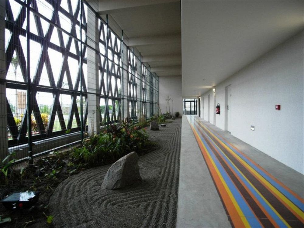 Mina Hotel Libreville Exterior photo