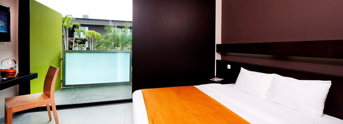 Mina Hotel Libreville Exterior photo